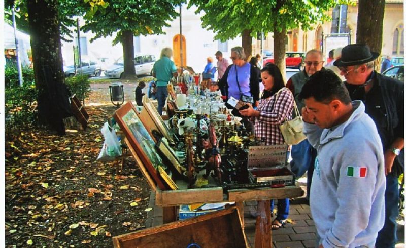 foto-4-mercatino-borgo-