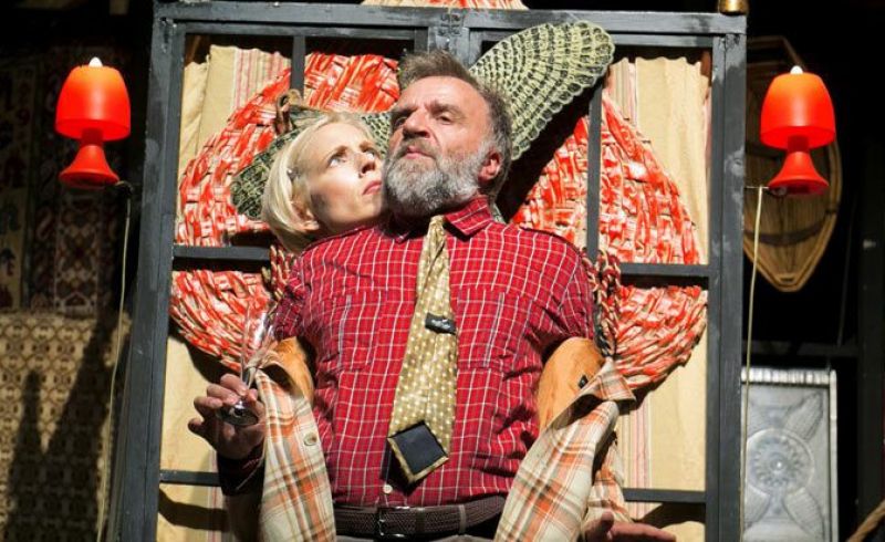 linquilina del piano di sopra