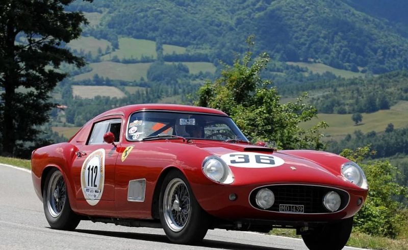 20220217_Taylor-Smith-Ferrari-250-Tour-de-France-2008-980x686